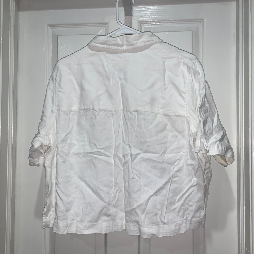 Universal Threads Blouse - Picture 2 of 3